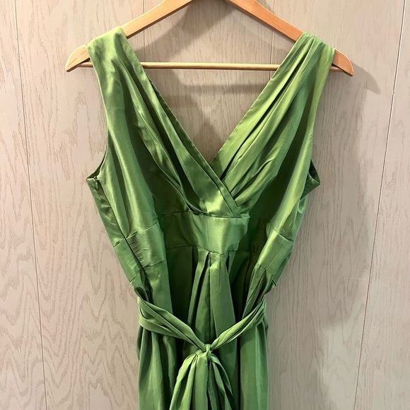 Suzi Chin For Maggy classic Elegant Boutique V-Neck Sleeveless Dress Size 8 - Picture 3 of 10